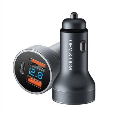 מטען רכב בטיחותי 3 יציאות USB לטלפון